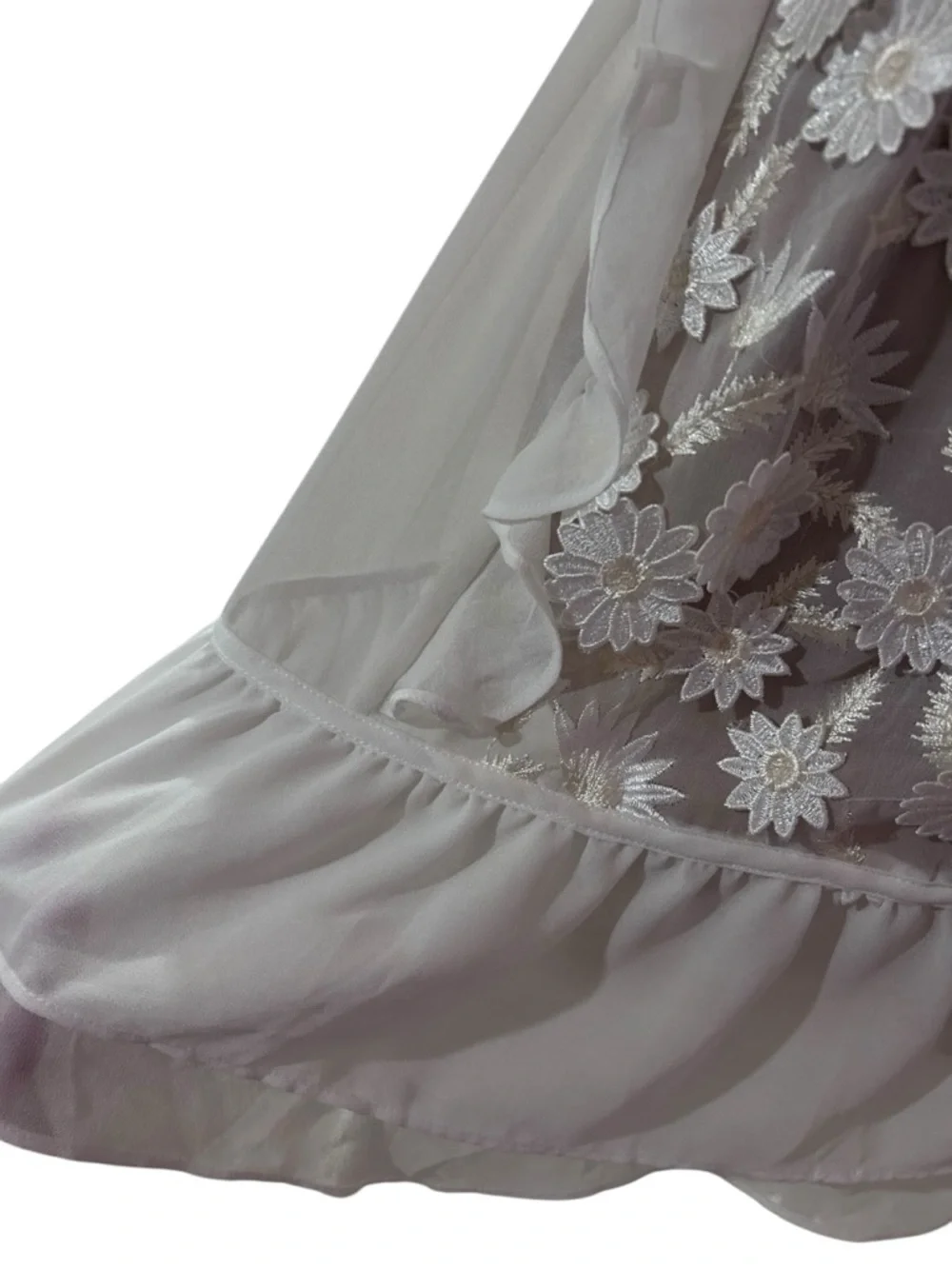 For love and lemons Caroline mini daisy embroidered dress - Picture 4 of 9
